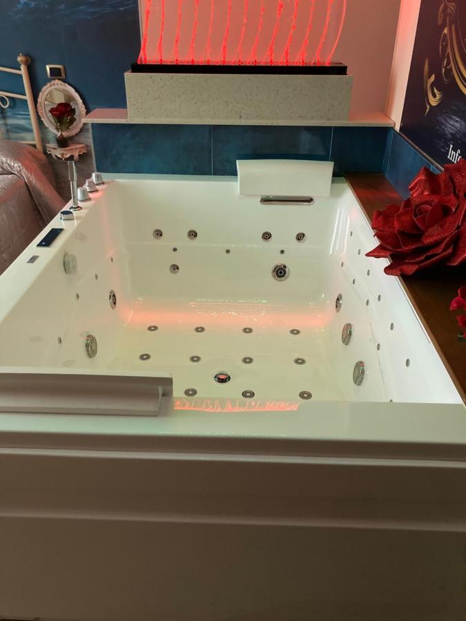 B&B La Reggia Di Rihanna Spa Казерта Экстерьер фото