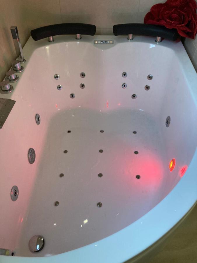 B&B La Reggia Di Rihanna Spa Казерта Экстерьер фото